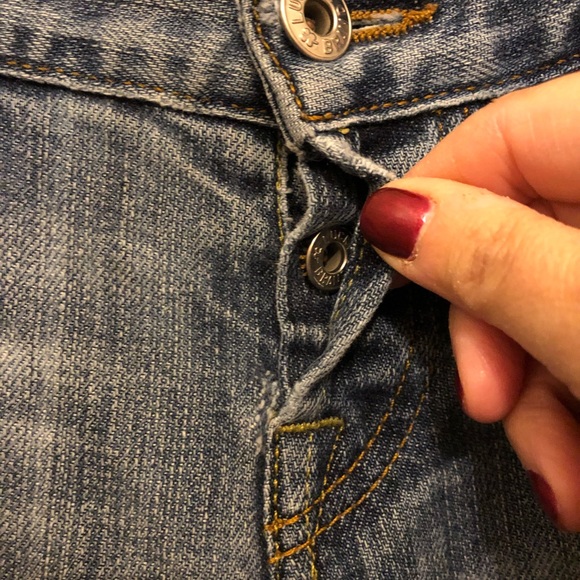 VINTAGE Lucky Brand Jeans. Lolita boot cut. Worn with LOVE! - Picture 4 of 5
